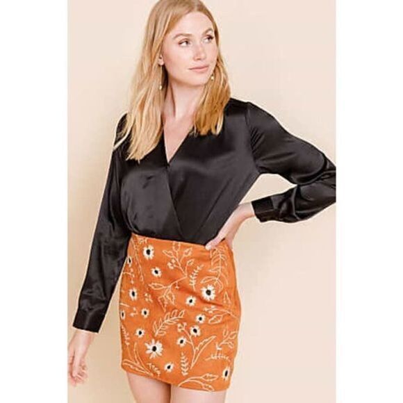 FRANCESCA’S Brown Faux Suede Mini Skirt MEDIUM - Picture 1 of 6